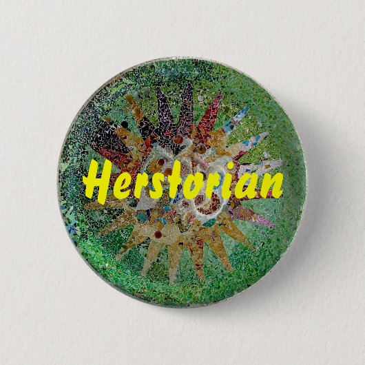 Herstorian 缶バッジ (正面)