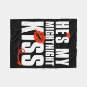 He's My Midnight Kiss Happy New Year Matching Funn フリースブランケット (正面(横))