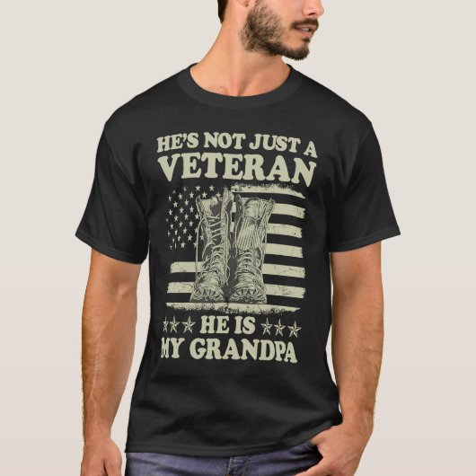 He's Not Just A Veteran He Is My Grandpa Veterans  Tシャツ (正面)