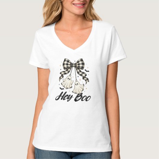 Hey Boo Coquette、女性用ハロウィン Tシャツ (正面)