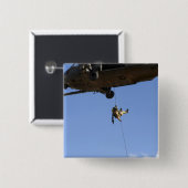 HH-60からパラレースキューマンがラッパを吹く 缶バッジ (正面&裏面)