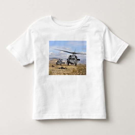 HH-60 Pavehawkヘリコプター2機がLANに備えている トドラーTシャツ (正面)