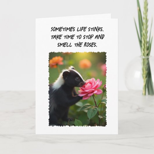 Hi Hello 考え's of Youおもしろいスクンクピンクローズカード カード (正面)