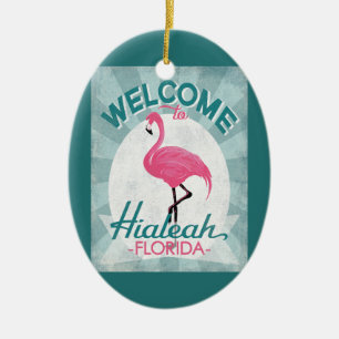 Hialeahフロリダのピンクのフラミンゴのレトロ セラミックオーナメント