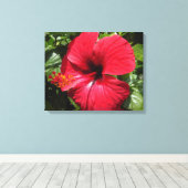 Hibiscus in weinrot キャンバスプリント (インサイチュ (ウッドフロア))