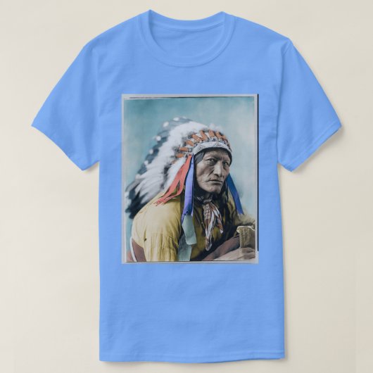 High Bear of the Lakota Sioux Graphic Tシャツ (デザイン正面)