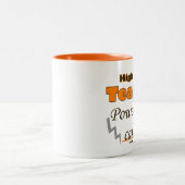 High School Teacher Powered by caffeine ツートーンマグカップ (中央)