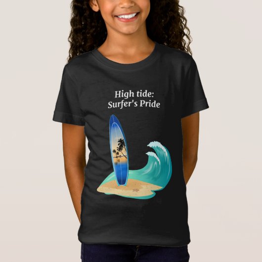 "High Tide: Surfer's Pride" アドベンチャー オーシャンビーチ Tシャツ (正面)