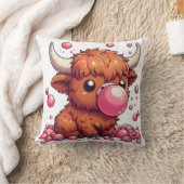 highland cow calf blowing pink bubblegum cushion クッション (ブランケット)