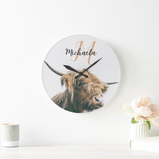 Highland cow portrait custom name initial monogram ラージ壁時計 (ホーム)