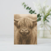 Highland Cow Sepia Portrait ポストカード (スタンド正面)