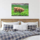 Highland cow view canvas print キャンバスプリント (インサイチュ (寝室))