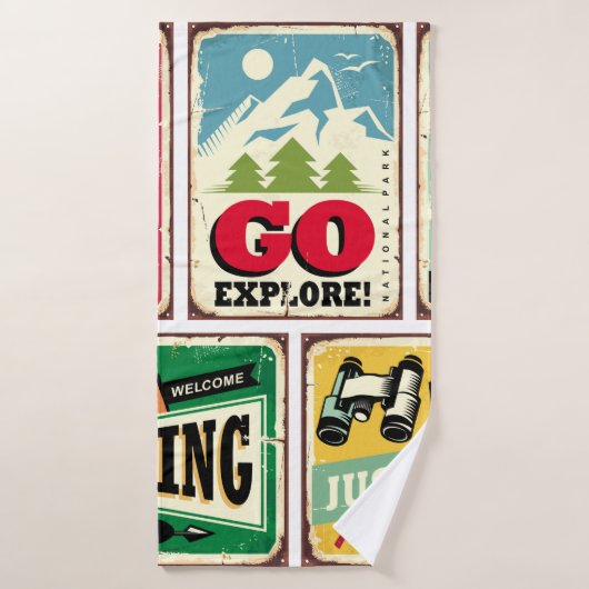 Hiking and camping retro signs collection. Outdoor バスタオル (バスタオル)