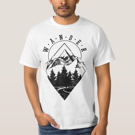 Hiking Wander Mountains Nature Camping Camper Hike Tシャツ (正面)