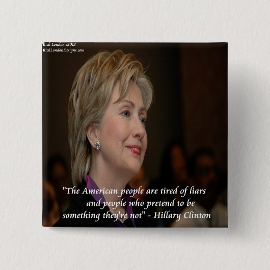 Hillary Clinton アメリカ人は疲れている 引用 缶バッジ (正面)