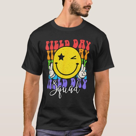 Hippie Smile Face Field Day Squad Groovy Field Day Tシャツ (正面)