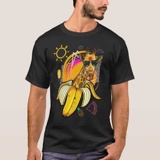 Hipster Giraffe with Banana and Sunglasses  summer Tシャツ (正面)