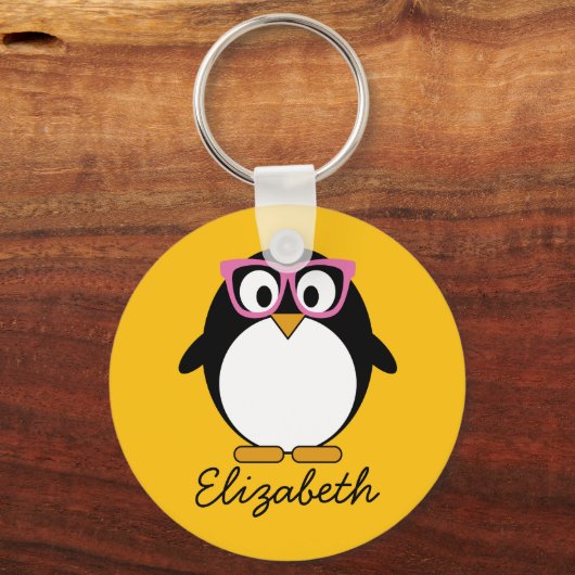 Hipster Penguin - Cute Cartoon Yellow Pink キーホルダー (正面)