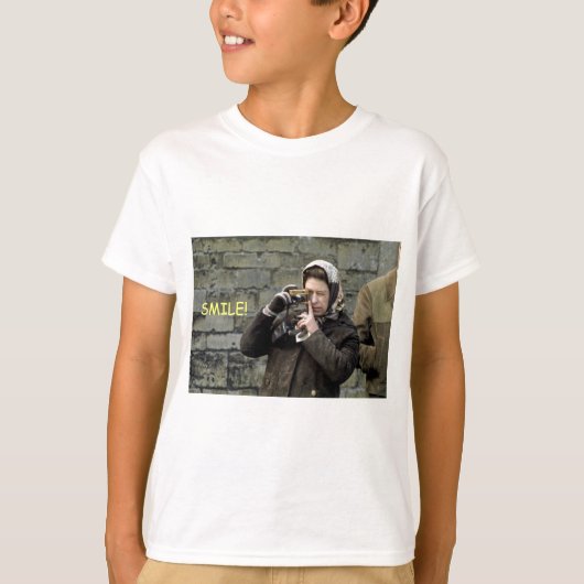 HMクイーンエリザベススマイル! Tシャツ (正面)
