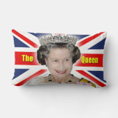 HMクイーンエリザベス2世 – 女王 ランバークッション (裏面)