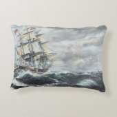 HMフリゲート艦GuerriereのためのUSS憲法の頭部 アクセントクッション (裏面)