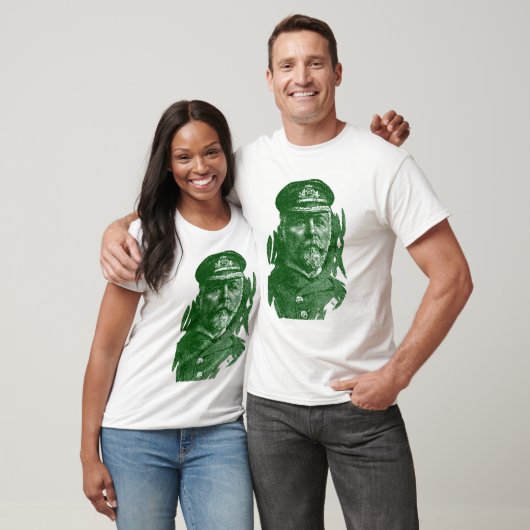 HMS Titanicのジョン・スミス船長 Tシャツ (ユニセックス)
