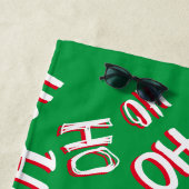 HO HO HOクリスマス文字パターン白い緑の赤 ビーチタオル (インサイチュ)