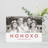 HO HO XOレッド文字クリスマスフォトカード シーズンカード (スタンド正面)