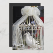 Hochzeits Tauben warten auf das Brautpaar 招待状 (正面/裏面)