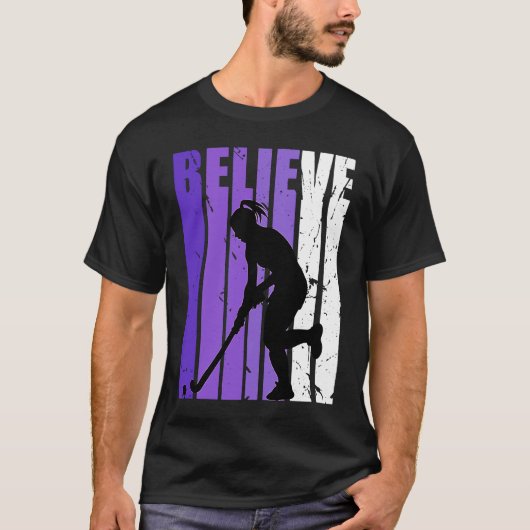 Hockey Believe Silhouette Colorful Purple Tシャツ (正面)