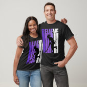 Hockey Believe Silhouette Colorful Purple Tシャツ (ユニセックス)