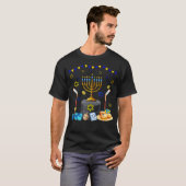 Hockey Equipment Player Loverhanukkah Jewish Menor Tシャツ (正面フル)