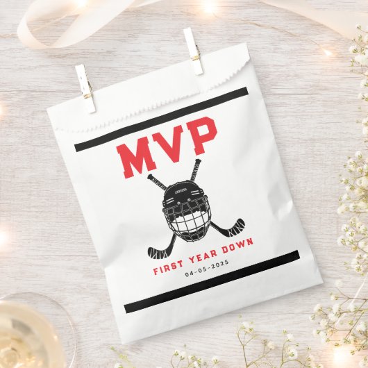Hockey First Year Down Favor Bag – 1st Birthday  フェイバーバッグ (クリップ留めされた状態)