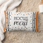 Hocus Pocusのオレンジ黒い枕 ランバークッション (ブランケット)