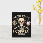 Hocus Pocus Iスケルトンに焦点を合わせるためにコーヒーがおもしろい必要 カード (黄色い花)