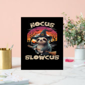 Hocus Slowcus Sloth loversハロウィーンの衣装ティーE アクリルサイン (ウェディング)