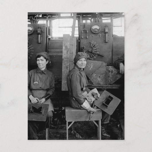 Hog_Warイメージの女性電気溶接機 ポストカード (正面)