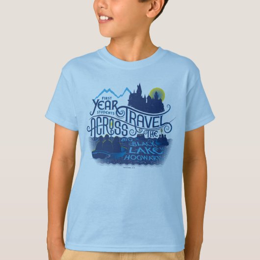 Hogwartsへのharry Potter |黒い湖 Tシャツ (正面)