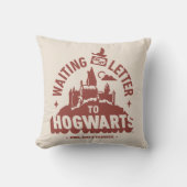 HOGWARTS™からの手紙を待つ クッション (正面)