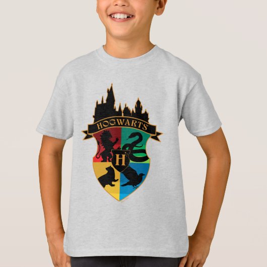 HOGWARTS™ キャスルクレスト ハウスプライドバッジ Tシャツ (正面)