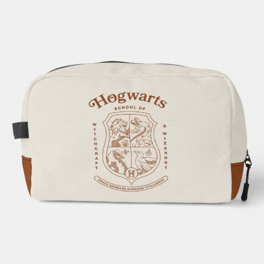 HOGWARTS™ School of Witchcraft and Wizardry Crest ドップキット (正面)