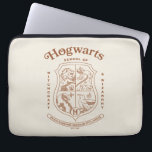 HOGWARTS™ School of Witchcraft and Wizardry Crest ラップトップスリーブ<br><div class="desc">Honor the legacy of the wizarding world with this timeless Hogwarts™ School of Witchcraft & Wizardry crest design. Featuring the iconic four-house shield — lion, serpent, badger, and eagle — this elegant artwork represents the unity and tradition of Gryffindor™, Slytherin™, Hufflepuff™, and Ravenclaw™. Rendered in a refined, vintage-inspired line style,...</div>
