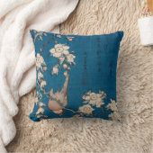 Hokusai著泣くさくらんぼの枝のBullfinch クッション (ブランケット)