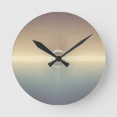 Holding The Line ラウンド壁時計 (正面)