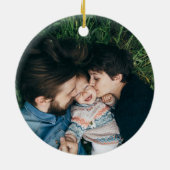 Holiday Monogram新婚または家族写真かわいい セラミックオーナメント (裏面)