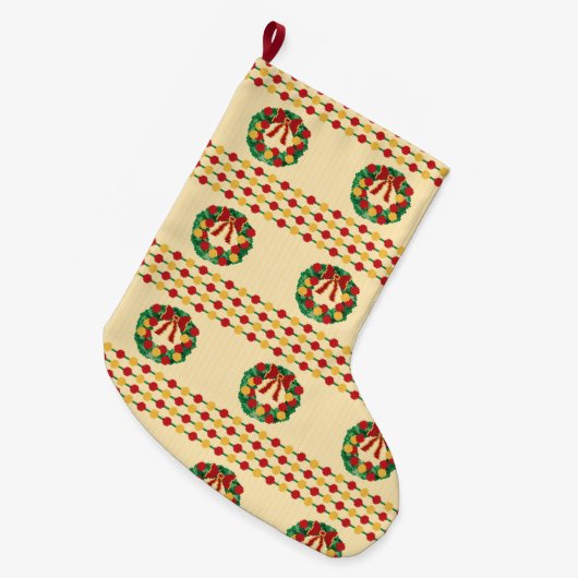 Holiday Wreath Knit ラージクリスマスストッキング (正面 (吊り時))