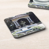 Hollis GardensのGazeboを見る コースター (左側)