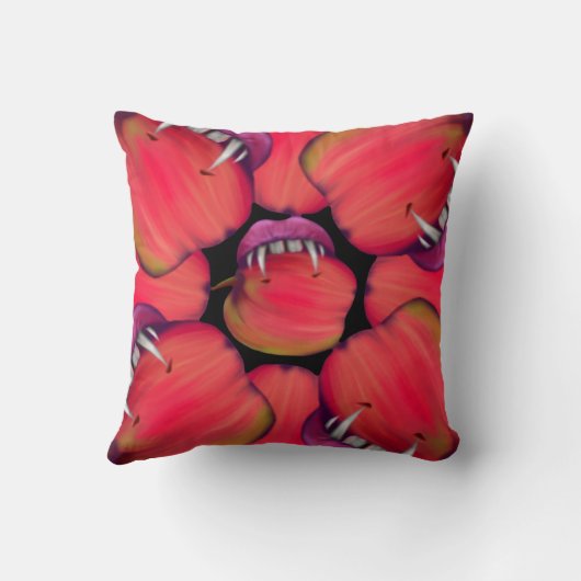 Holloween Vampire Queen Bobbing For Apples クッション (裏面)