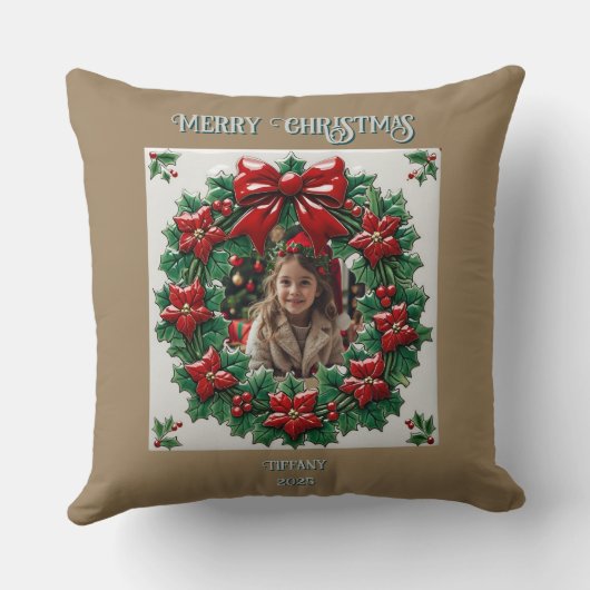 Holly Christmas Bear Throw Pillow クッション (裏面)