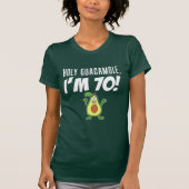 Holy Guacamole I'm 70 Cartoon Avocado (ON DARK) Tシャツ (正面)
